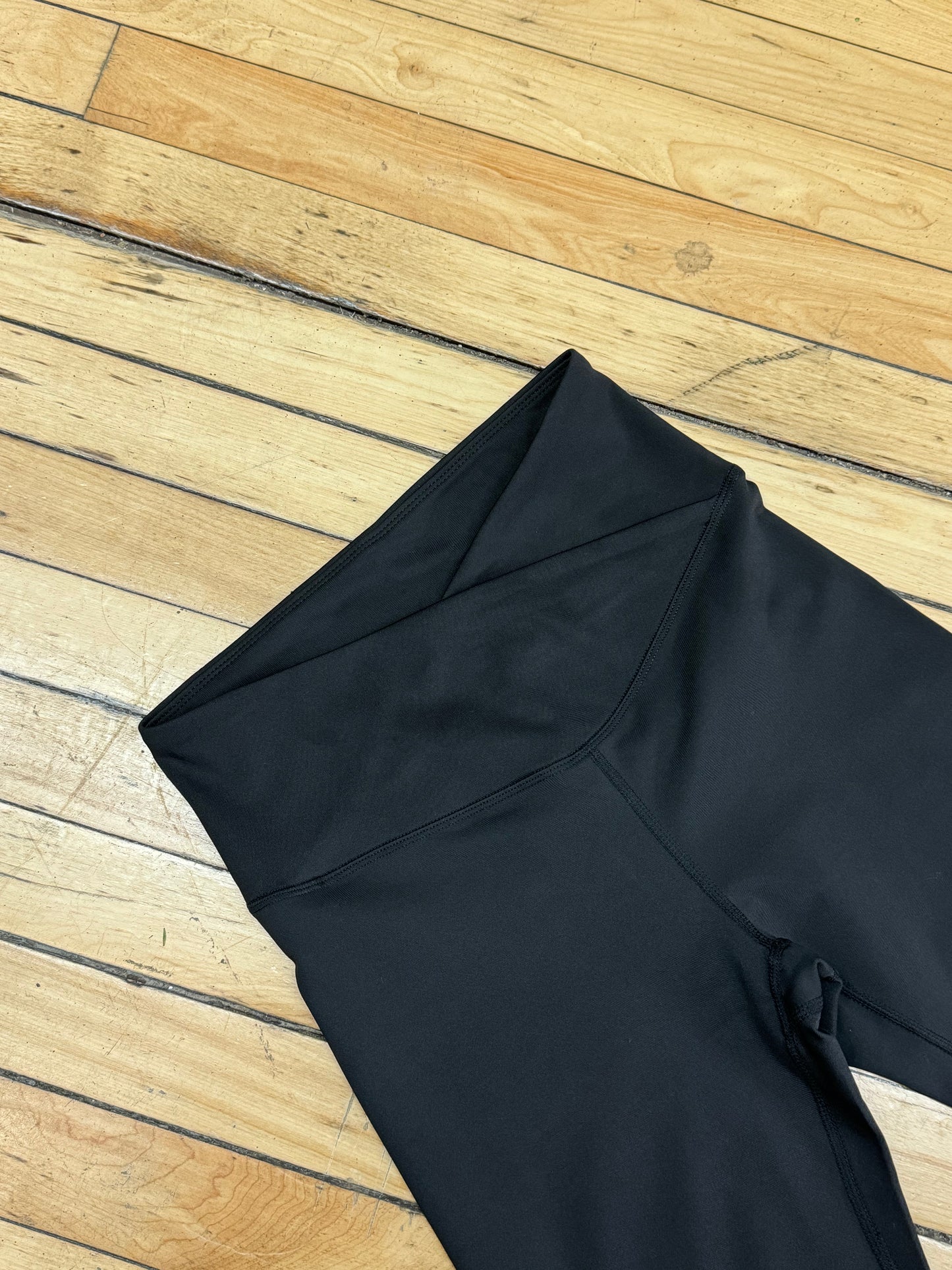 Crossover Leggings In Black