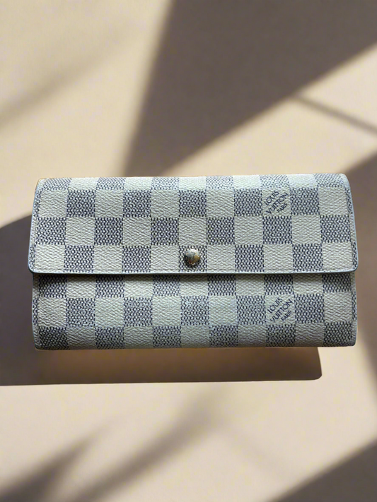 Louis Vuitton Damier Long