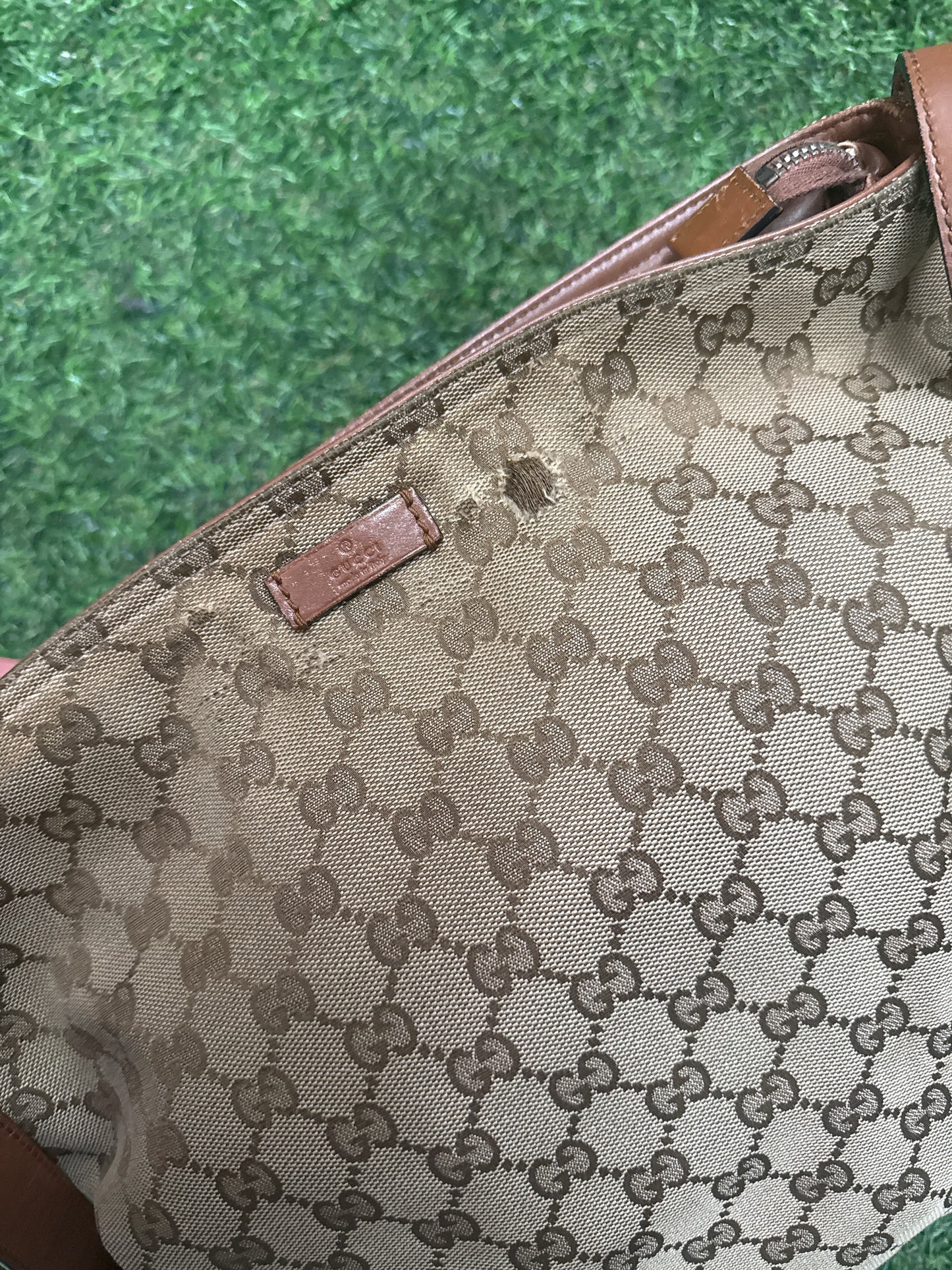 Gucci GG Crossbody / Shoulder Bag