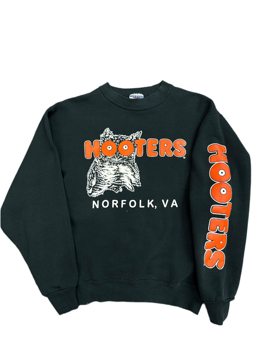 HOOTERS