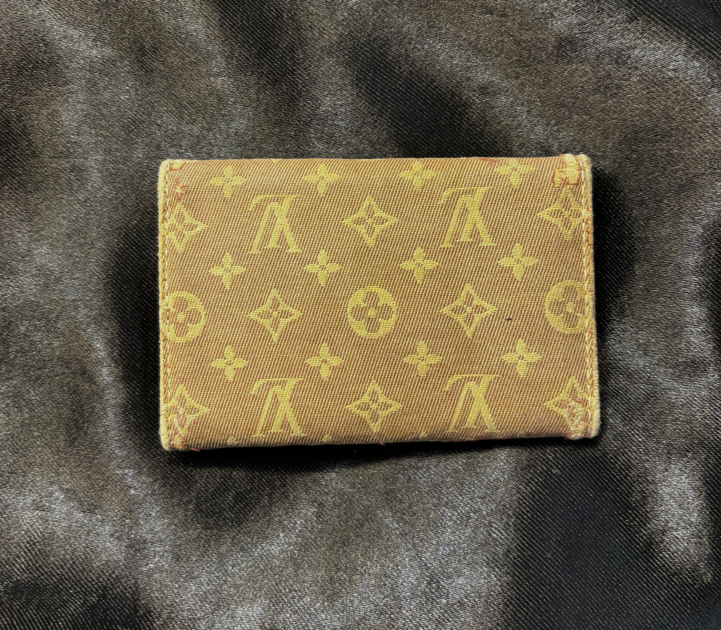 Louis Vuitton Key & Card Holder Pink