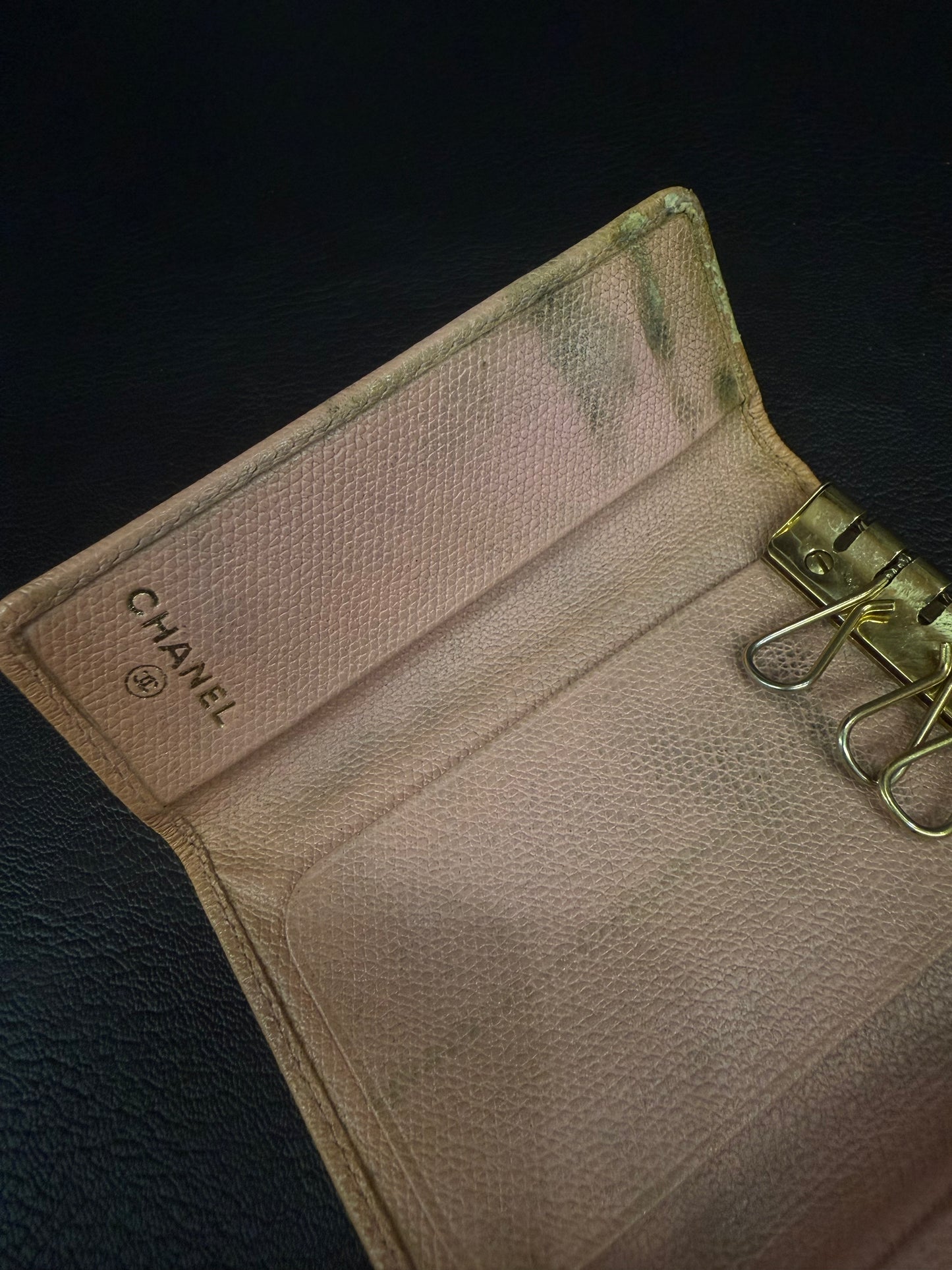 CHANEL Key/Card Holder *STEAL OF THE DAY*